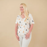 Women’s Relaxed Fit V-Neck in Fluffy Dog