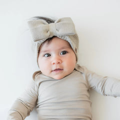 Chunky Knit Bow Headband in Almond