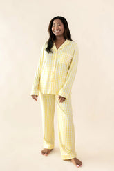 Long-Sleeved Women's Pajama Set in Gingham Chamomile