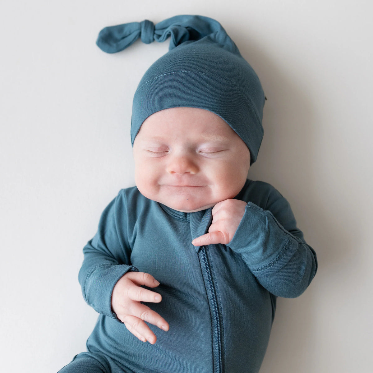 Knotted Cap in Atlantic
