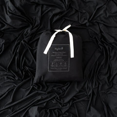 Fitted Sheet with Pillowcases in Midnight