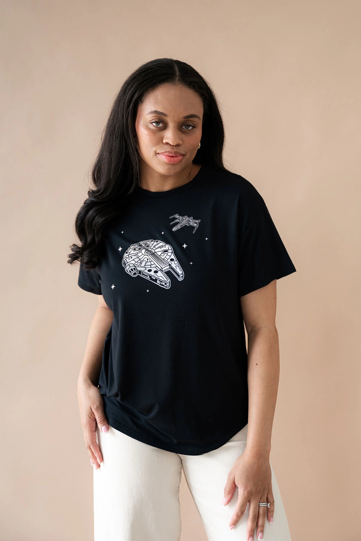 Women's Graphic Tee in Millennium Falcon™